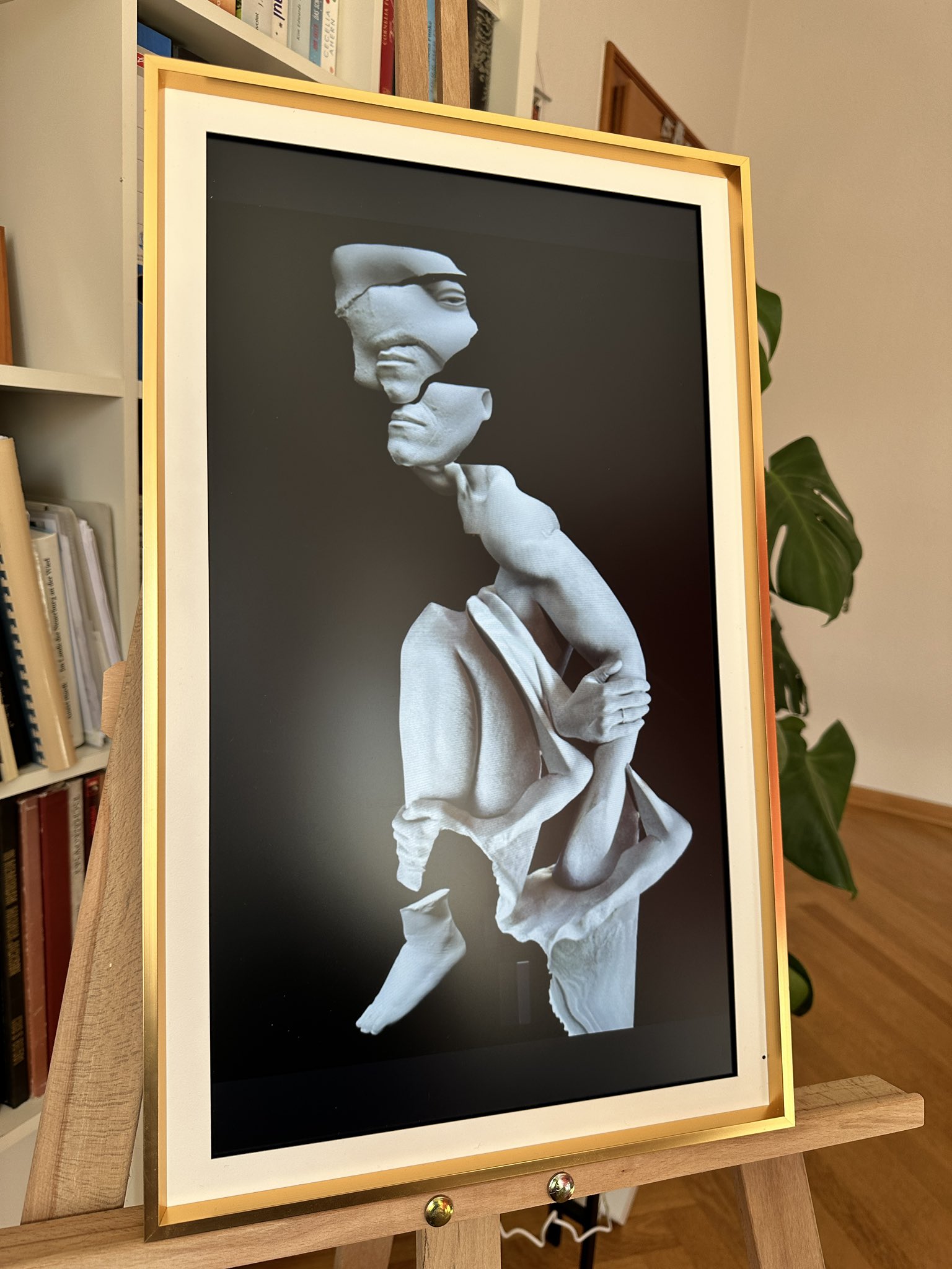 A Muse frame on an easel